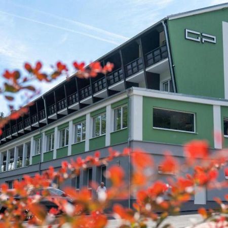 Wellness Hotel Green Paradise Brezova  Экстерьер фото