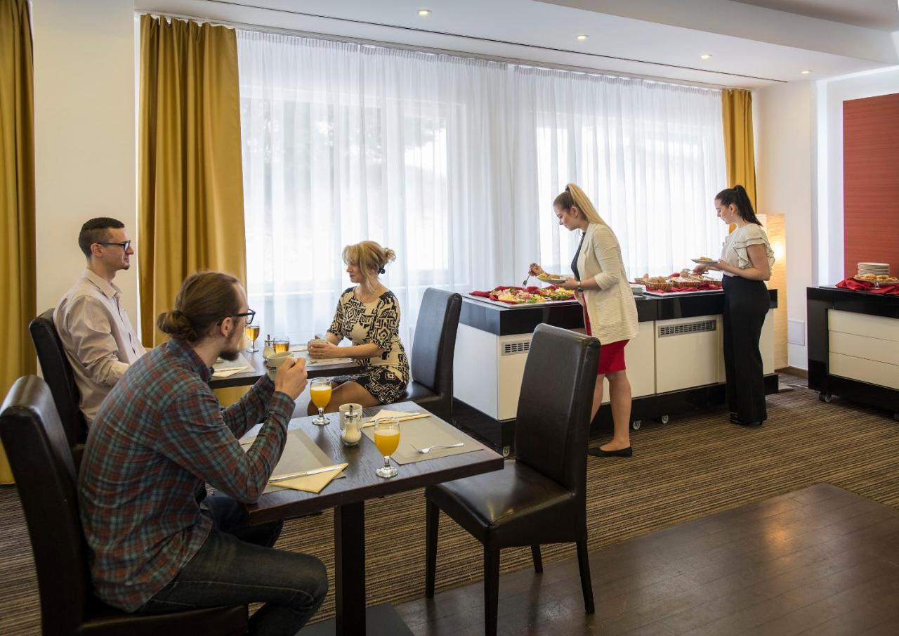 Wellness Hotel Green Paradise Brezova  Экстерьер фото